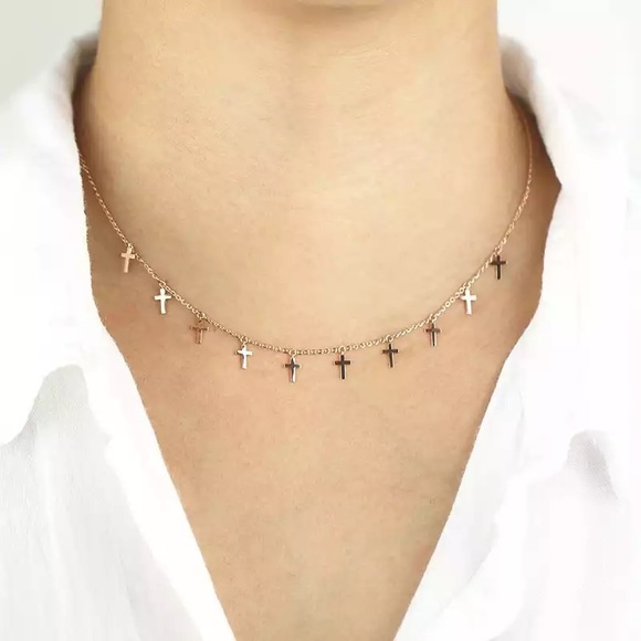 Jewelry - LAST ONE! gold cross necklace 👼🏻